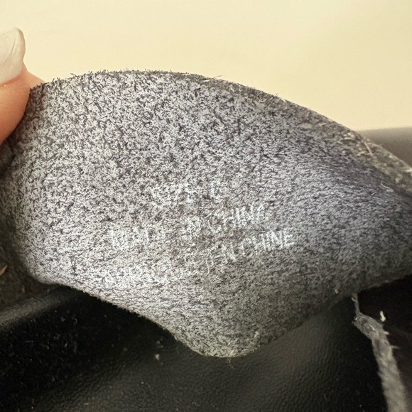 American Eagle Outfitters Black Leather Sandals - Picture 5 of 9